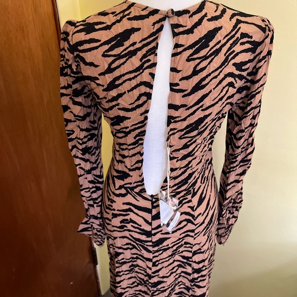 Reformation Womens Elegant Tiger Print Dress Size 4 NWT - Picture 14 of 14